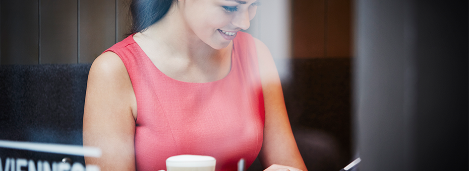 woman-in-cafe-on-phone