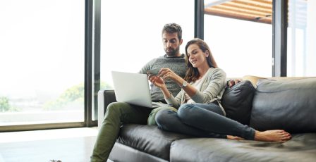 Couple purchasing items online using BNPL